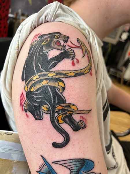 Black sheep tattoo studio — tattoo shop in South Milwaukee, WI — photo 1