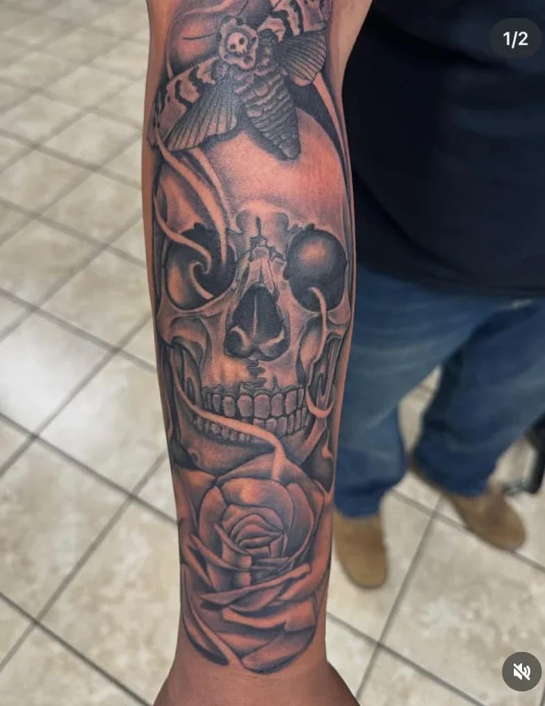 Club Tattoo — tattoo shop in Springdale, AR — photo 1