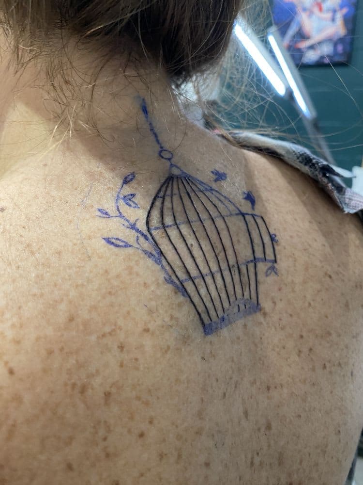 Neon Moon Ink Lounge — tattoo shop in Chino, CA — photo 1