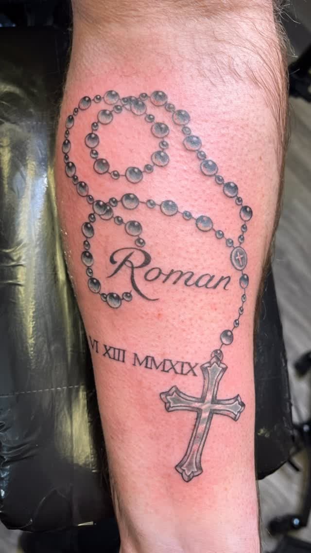 Tattoo work by Lunar Ink — photo 4 of 6