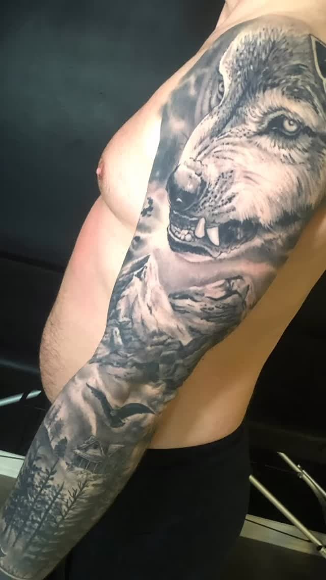 Tattoo work by Razor Tattoo Studio — photo 7 of 8