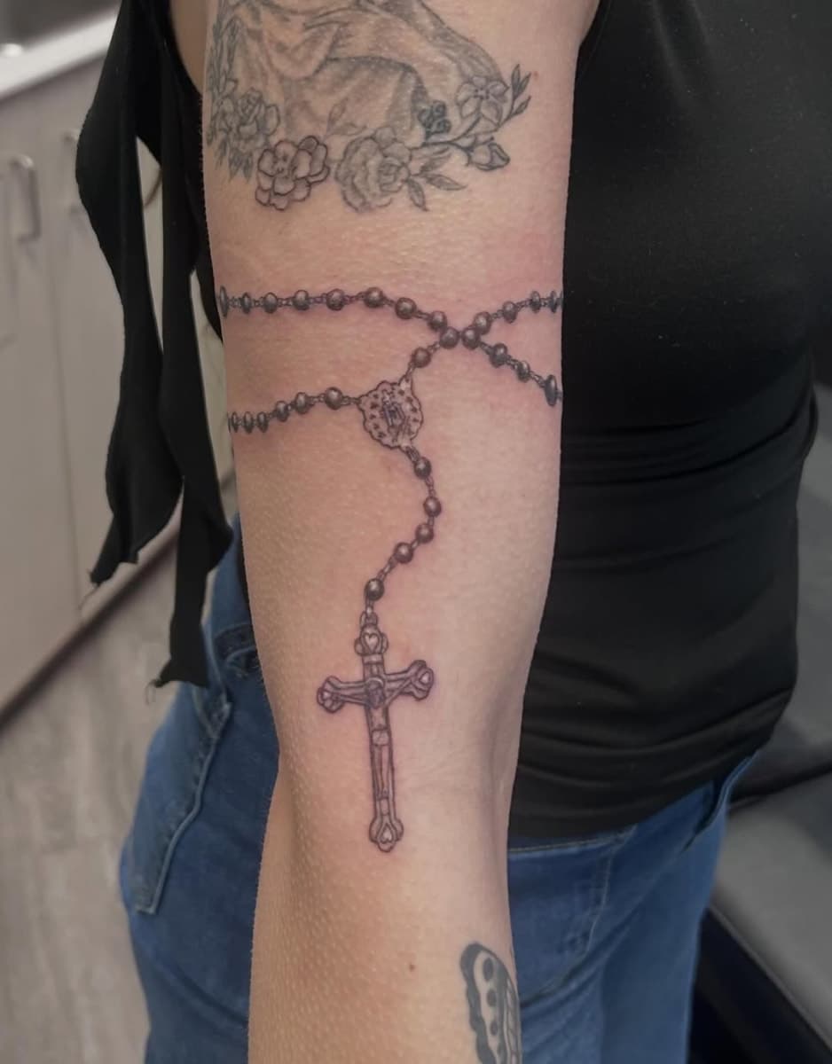 Tattoo work by Lady Luck Tattoo — photo 2 of 7