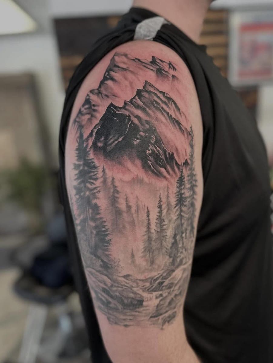 Tattoo work by I&I Tattoo — photo 4 of 8