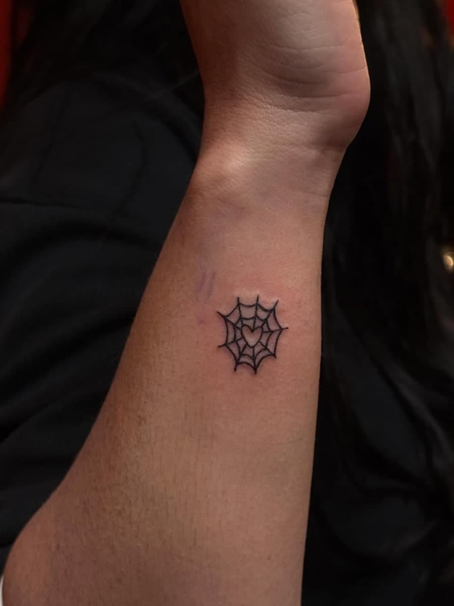 Redink Tattoo Studio — tattoo shop in New York, NY — photo 1