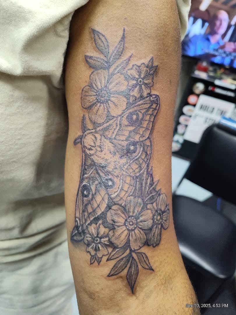 Tattoo work by Connelly's Tattooing — photo 7 of 9