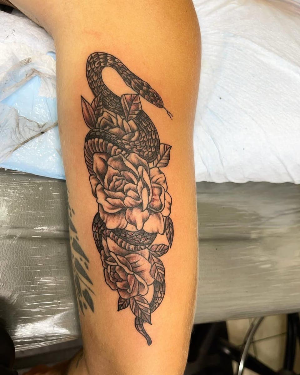 Tattoo work by Reo's Tattooing — photo 5 of 9