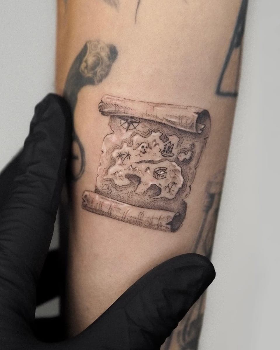 Tattoo work by El Omni Tattoos (Resident at Xolotl Tattoo Gallery) — photo 5 of 10